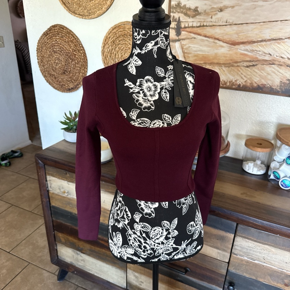 House of Harlow 1960 Burgundy Long Sleeve Square Neck Top